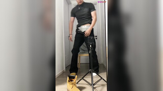 Hot Straight Guy China Jerking Off