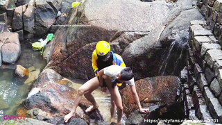 Chuoihong98 & BenNho Fucking Outdoor (Part 2)