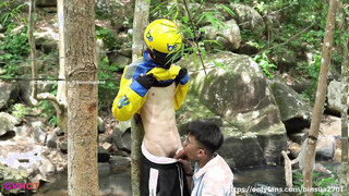 Chuoihong98 & BenNho Fucking Outdoor (Part 1)