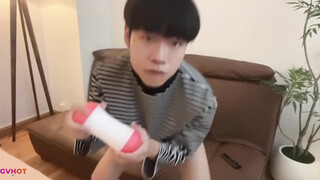 Vietnamese Boy Oreo Jerking Off