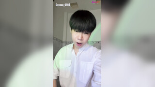 Vietnamese Boy Oreo Dirty Talk & Jerking Off