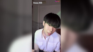 Vietnamese Boy Oreo Dirty Talk & Jerking Off