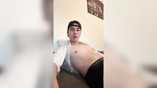 Straight Guy Vietnam Livestream Jerking Off