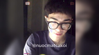 Handsome Vietnam Boy Show Dick On OmeTV