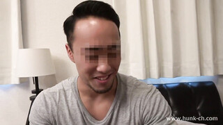 HUNK CHANNEL – OAV750 – 泥酔わいせつWEB 激エロ筋肉ラインの超デカマラ髭イケメンくん20歳!!お宅訪問が酒飲みゲーム大会に超酔っぱらい!!!【目モザあり】